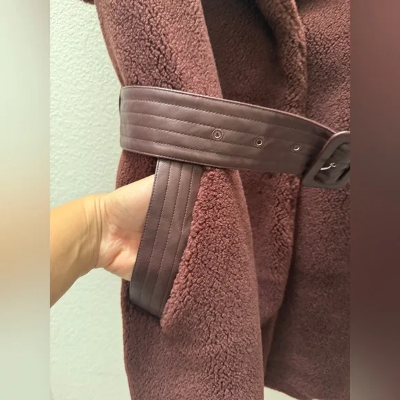 Karen Millen Deep Burgundy Teddy Sleeveless Belted Vest oversized 4 - Picture 5 of 12